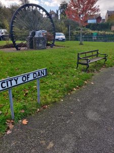 LCC bench City of Dan