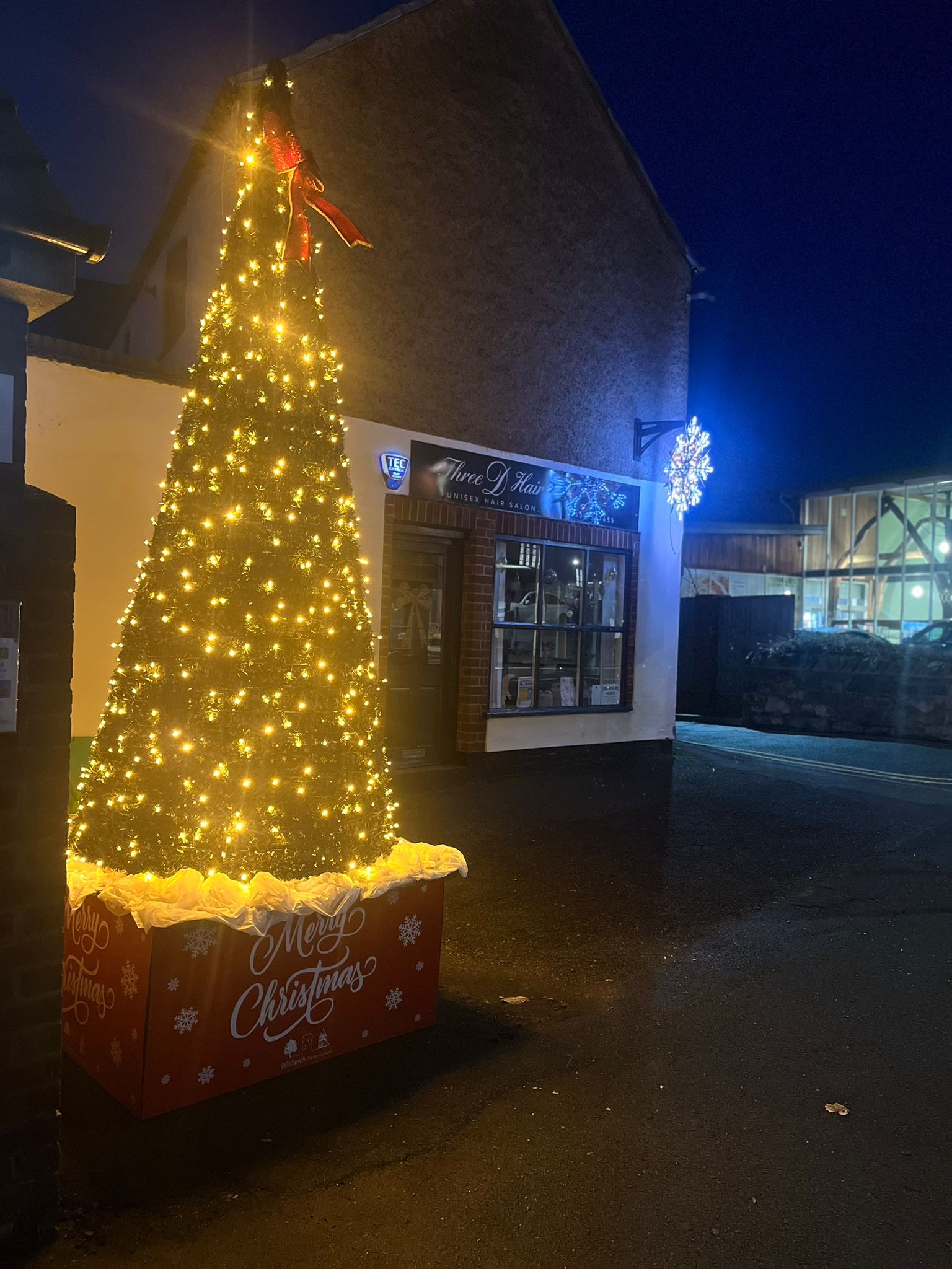 2025-12-09 Office Tree